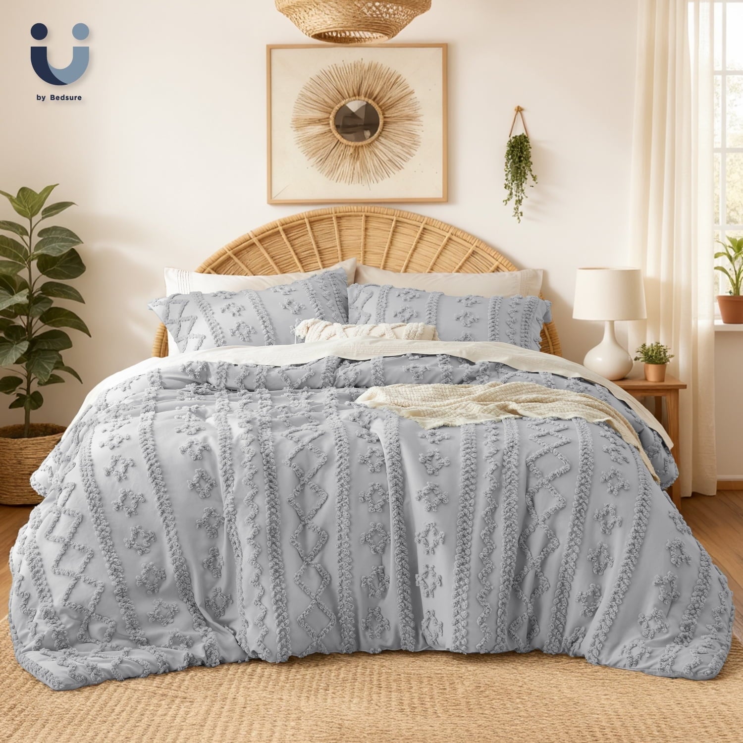 U by Bedsure Tufted Boho Comforter Set Queen, Beige, 3 Pieces Farmhouse Shabby Chic Embroidery Bed Set, Soft Jacquard Comforter for All Seasons